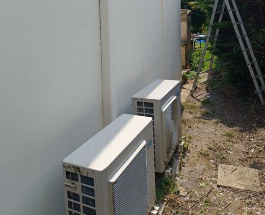 Application d'un Revêtement Semi Epais sur les façades de cette maison